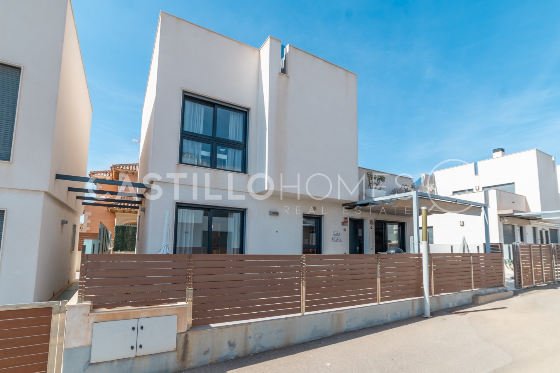 Revente - Villa - Torrevieja - Aguas Nuevas 1