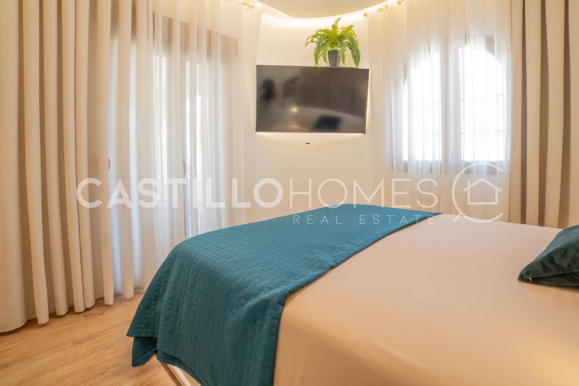 Revente - Villa - Torrevieja - El Chaparral