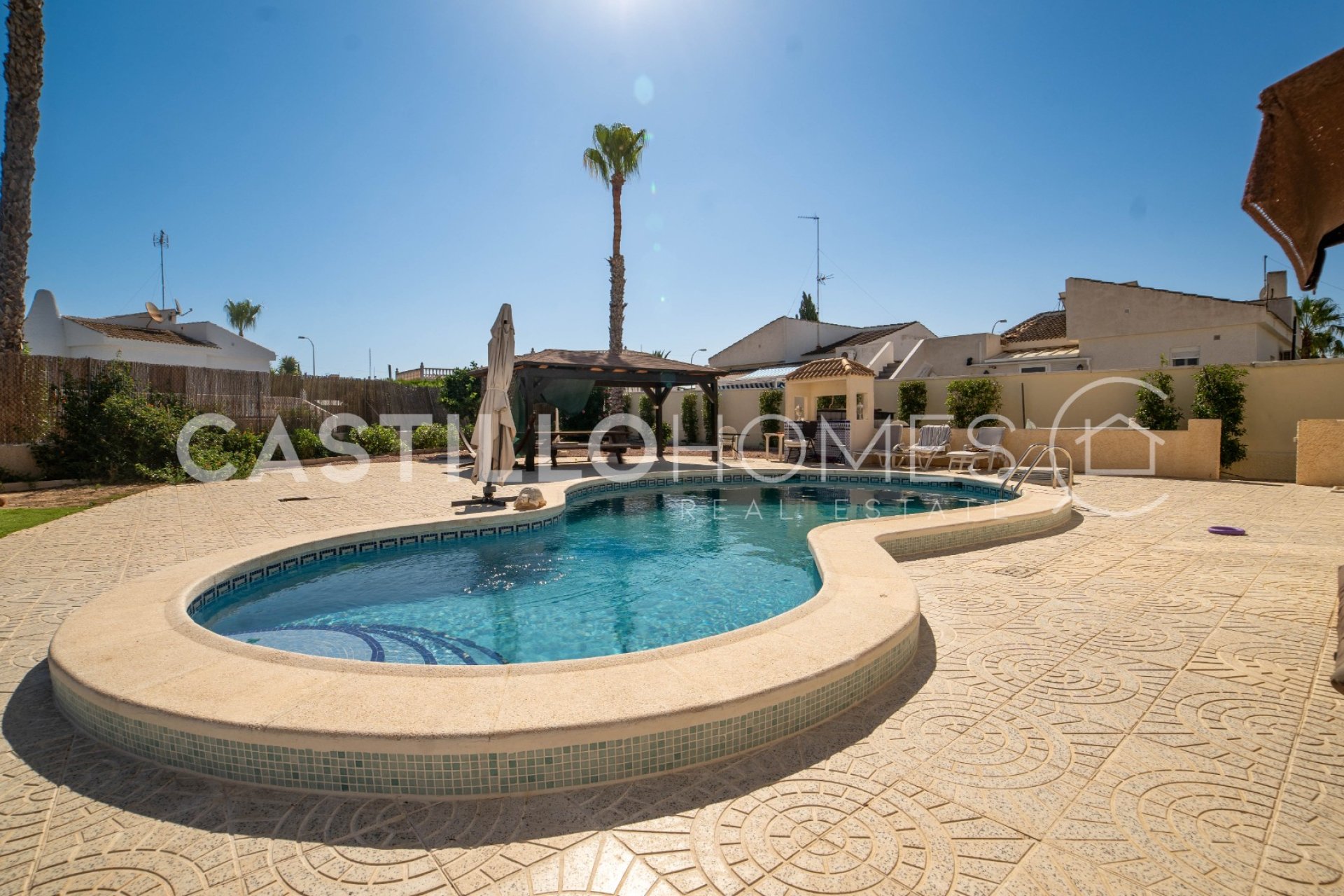 Revente - Villa - Torrevieja - El Chaparral