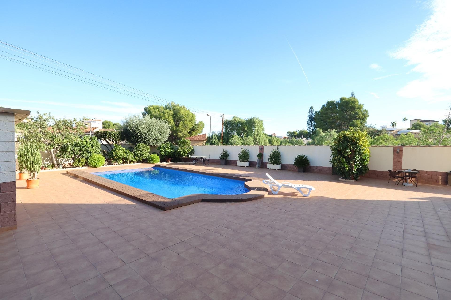 Revente - Villa - Torrevieja - Los Balcones