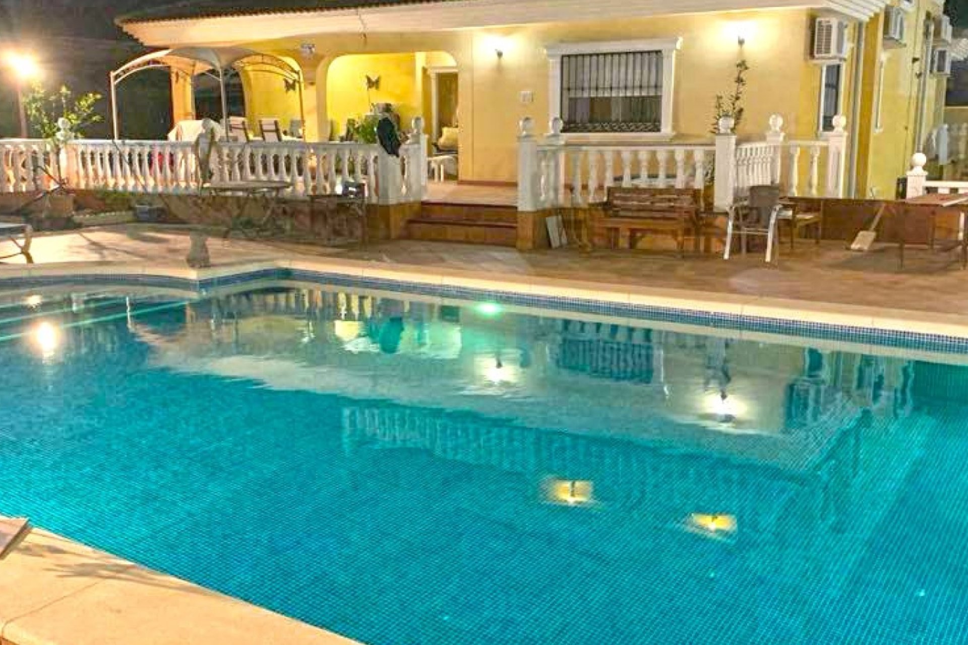 Revente - Villa - Torrevieja - Los Balcones