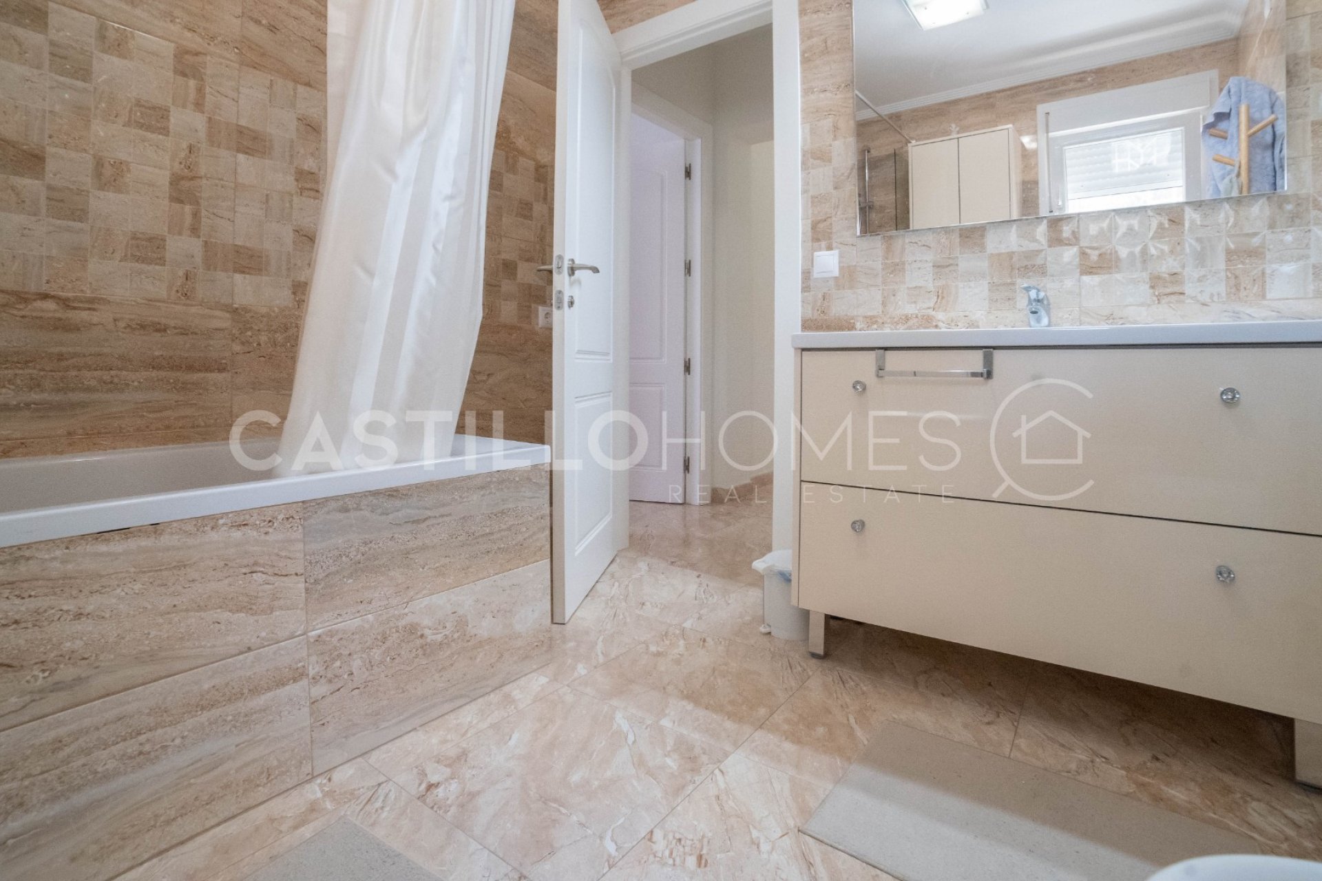 Revente - Villa - Torrevieja - Los Balcones