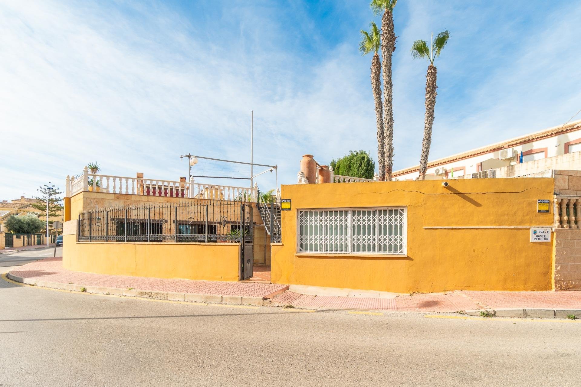 Revente - Villa - Torrevieja - Orihuela costa