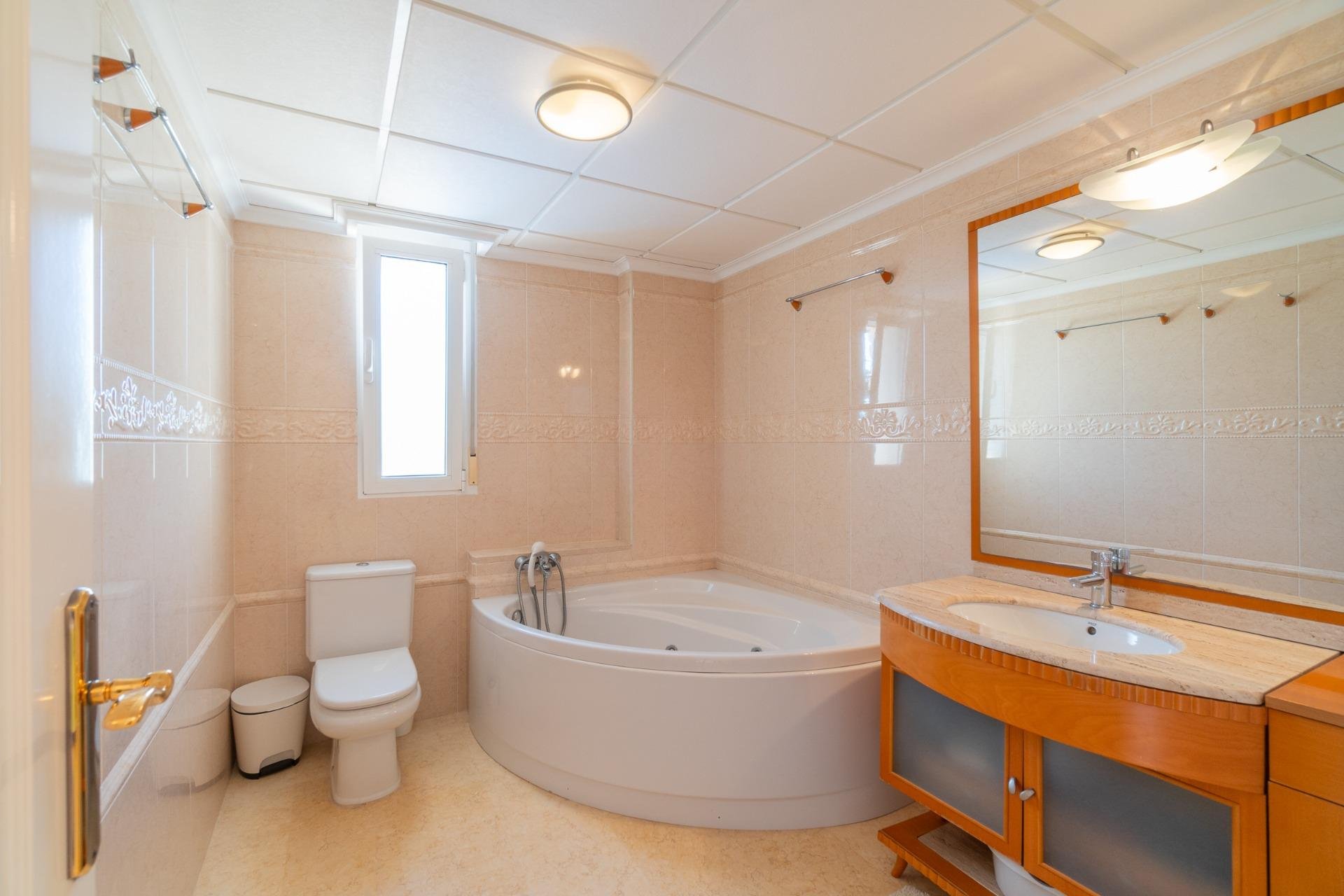 Revente - Villa - Torrevieja - Torre la mata