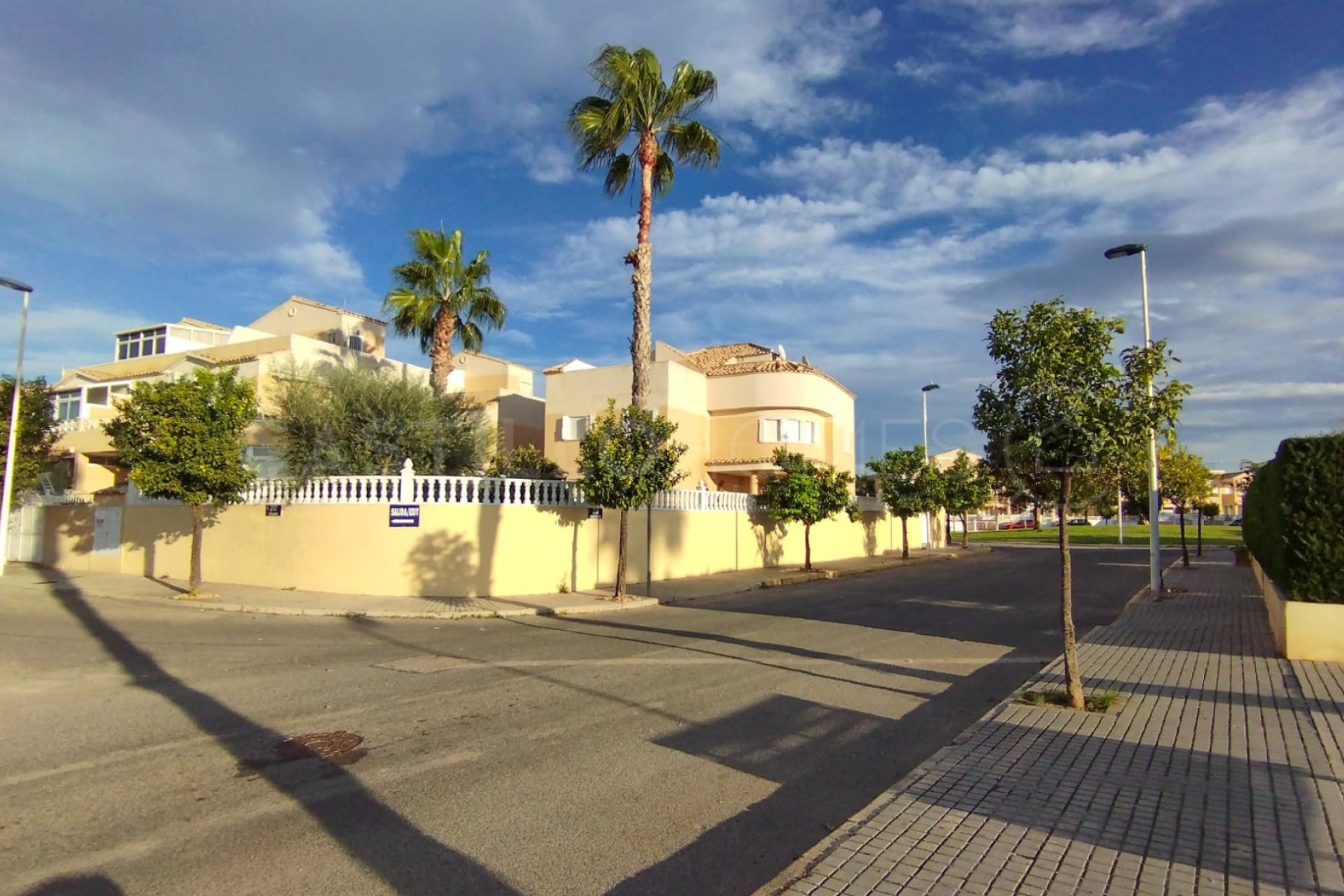 Revente - Villa - Torrevieja - Torretas