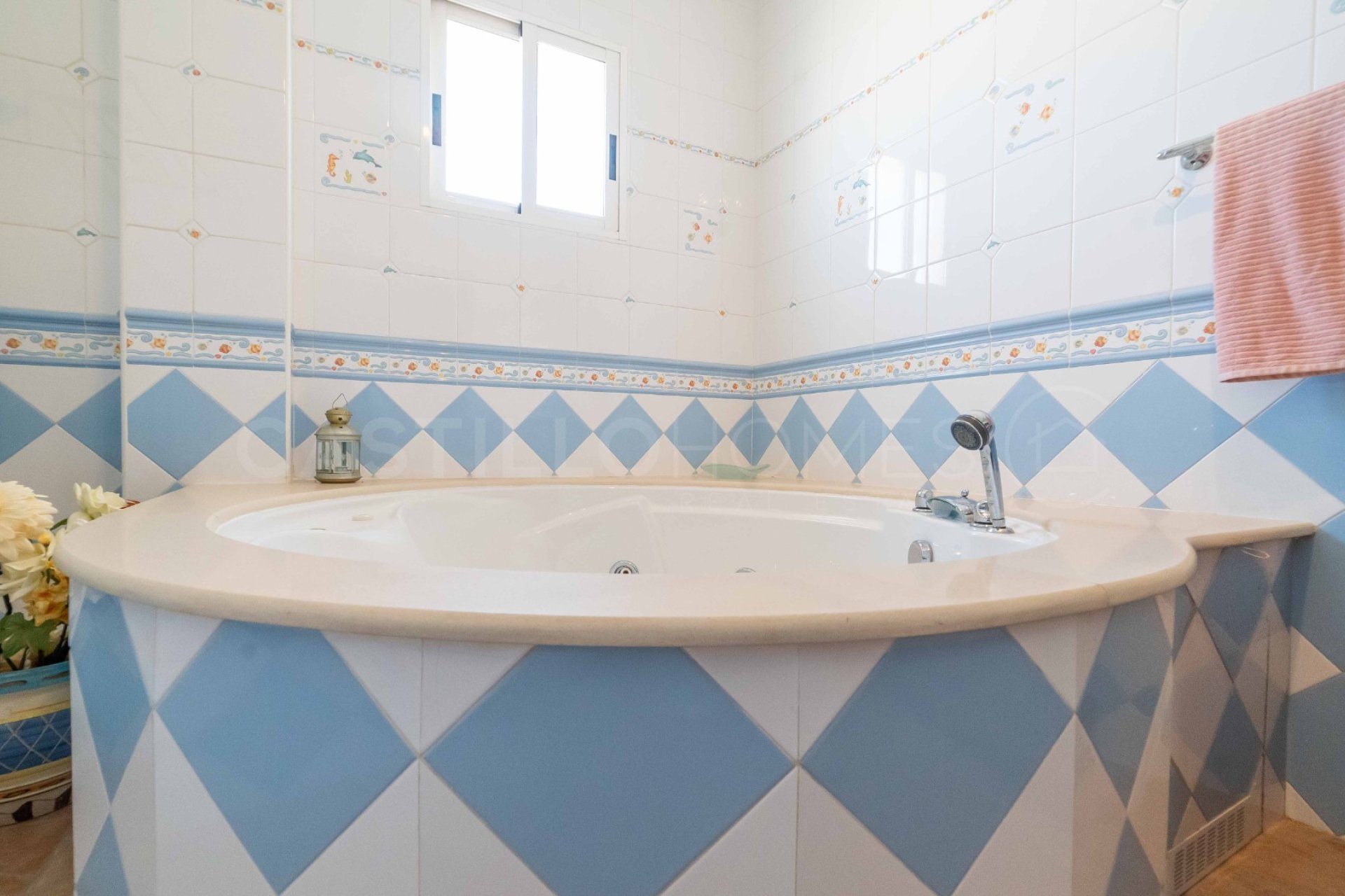 Revente - Villa - Torrevieja - Torretas
