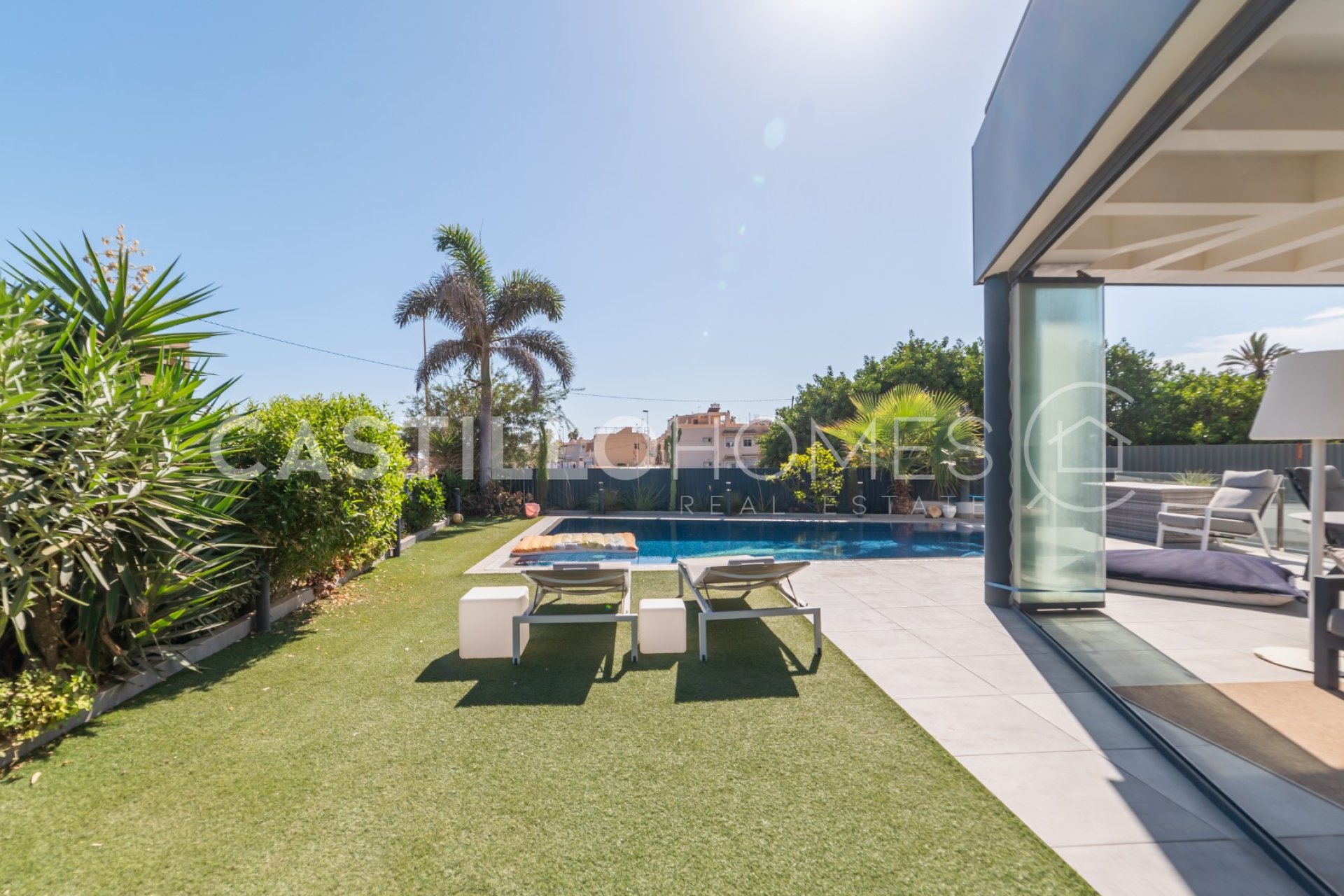 Revente - Villa - Torrevieja - Urb. Rosaleda