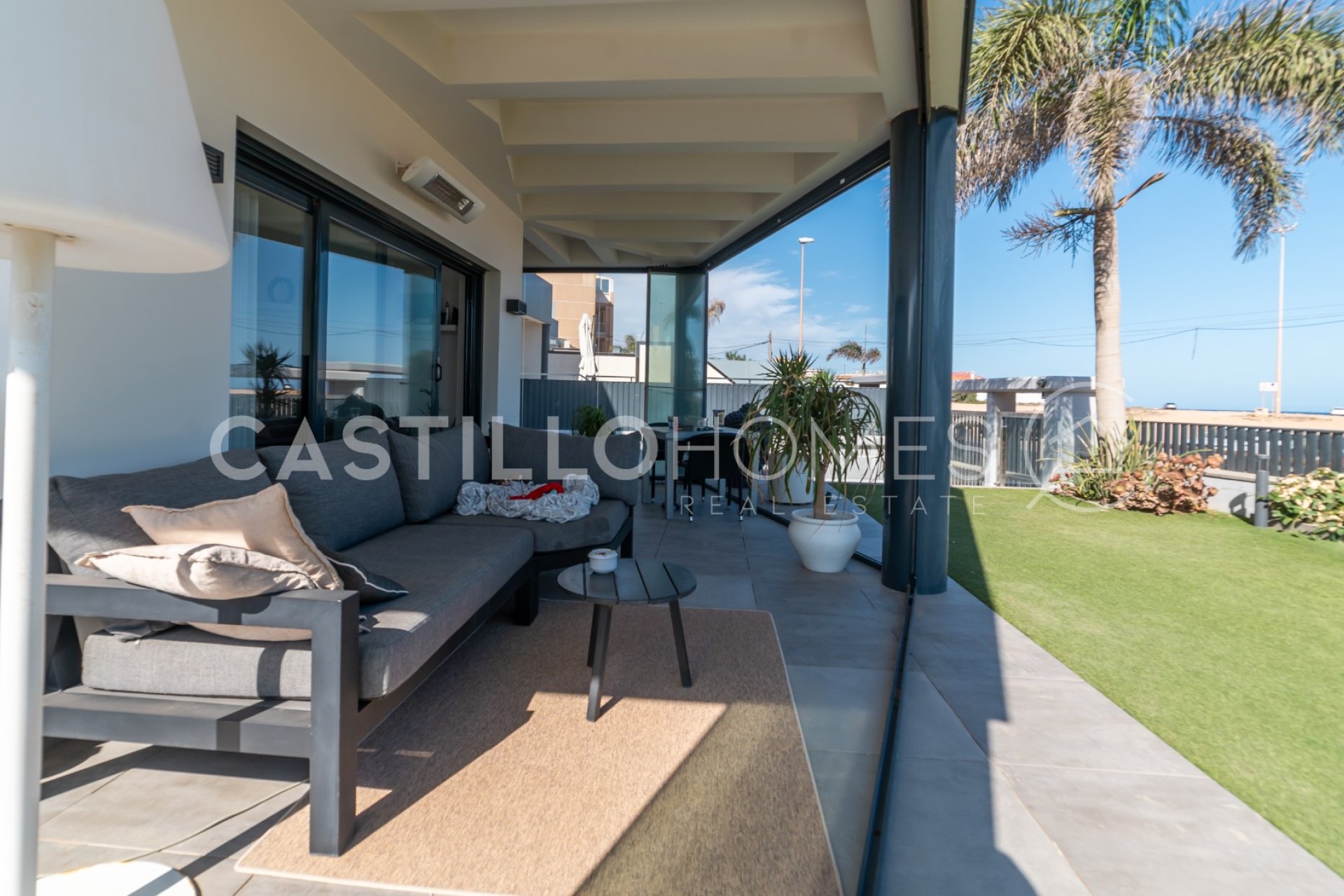 Revente - Villa - Torrevieja - Urb. Rosaleda
