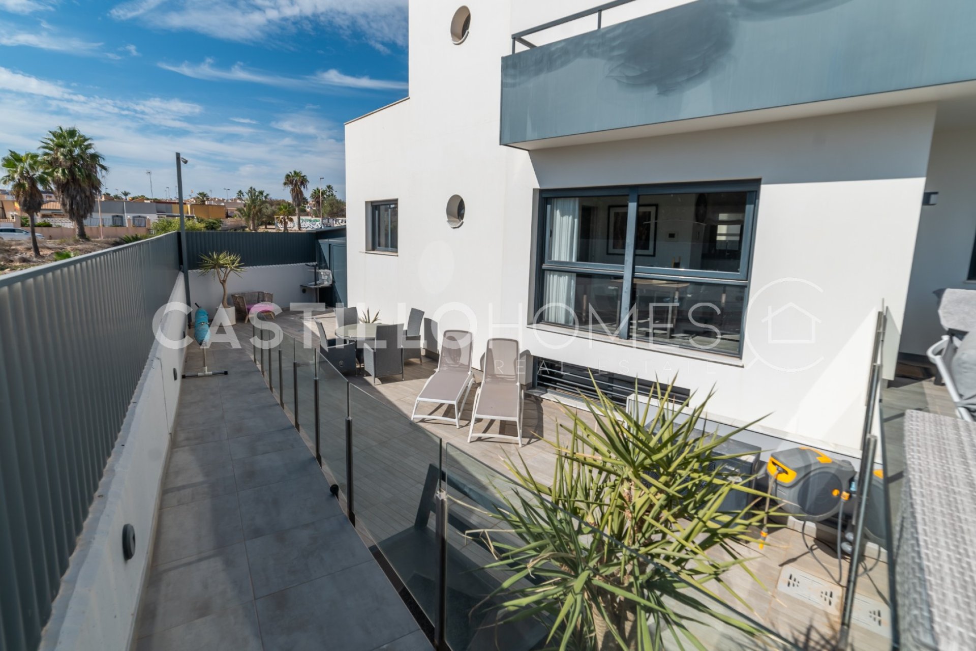 Revente - Villa - Torrevieja - Urb. Rosaleda