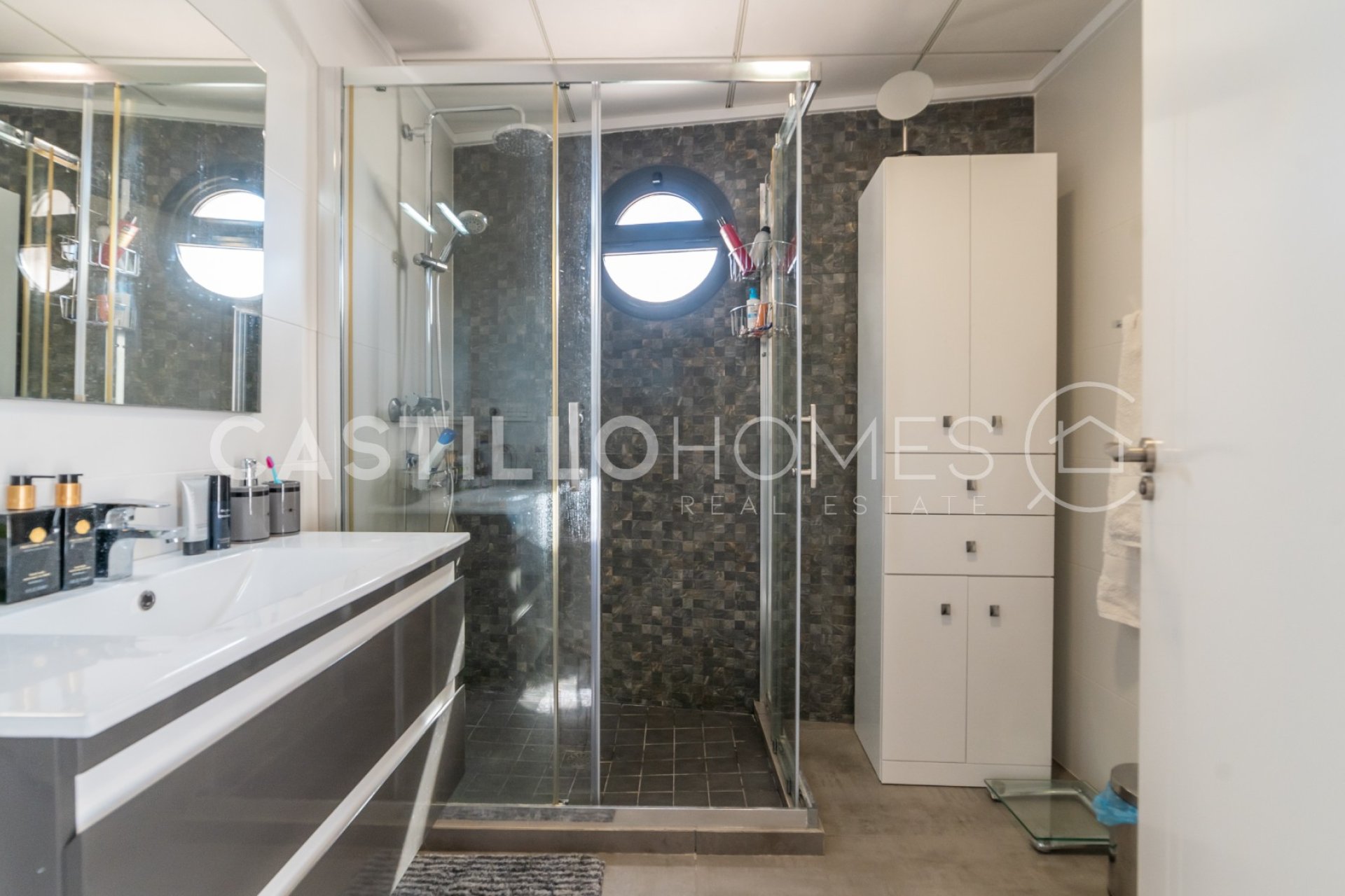 Revente - Villa - Torrevieja - Urb. Rosaleda