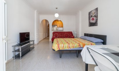 Studio - Resale - Torrevieja - C-24564