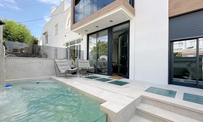 Townhouse - Resale - Torrevieja - Torrevieja