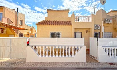 Townhouse - Resale - Torrevieja - Torrevieja