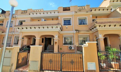 Townhouse - Resale - Villamartin - Villamartín