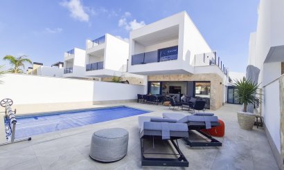 Villa - New Build - San Pedro del Pinatar - N-82118