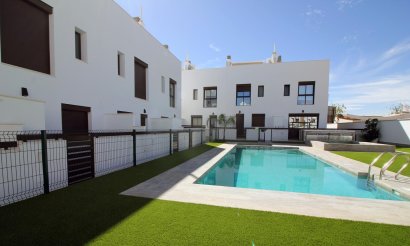 Villa - Obra nueva - Pilar de la Horadada - pueblo