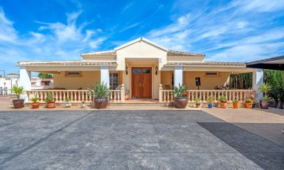 Villa - Resale - Almoradí - Las Heredades