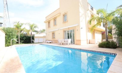 Villa - Resale - Cabo Roig - Costa blanca