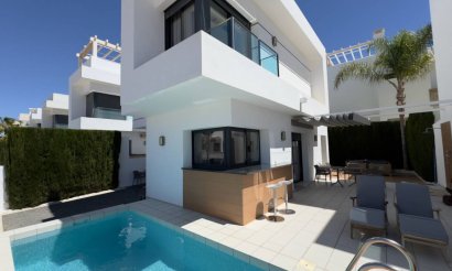 Villa - Resale - Ciudad Quesada - M-14764