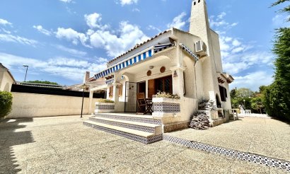Villa - Resale - La Zenia - La Zenia