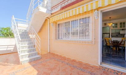 Villa - Resale - Los Altos - Los Altos