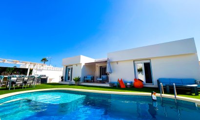 Villa - Resale - Mar de Cristal - Mar de Cristal