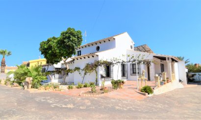Villa - Resale - Orihuela Costa - C-58898