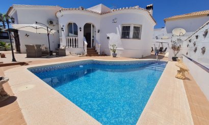 Villa - Resale - Orihuela Costa - La Florida