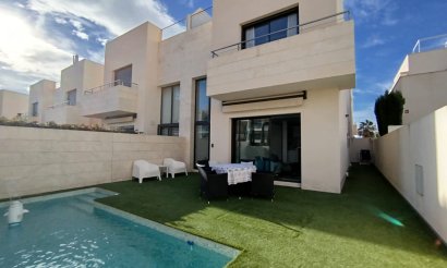 Villa - Resale - Orihuela Costa - Los Dolses