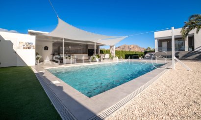 Villa - Resale - Orihuela Costa - Orihuela