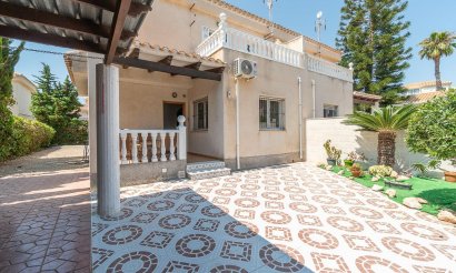 Villa - Resale - Orihuela Costa - Playa Flamenca