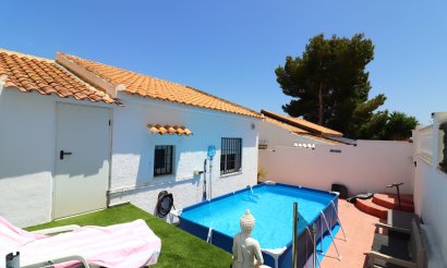 Villa - Resale - Orihuela Costa - Villamartin