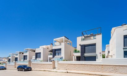 Villa - Resale - Punta Prima - Punta Prima