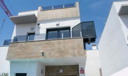 Villa - Resale - Torrevieja - La Siesta - El Salado - Torreta