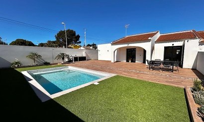 Villa - Resale - Torrevieja - Los Balcones