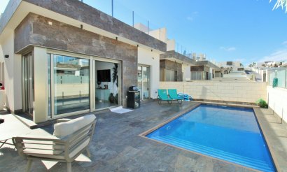 Villa - Resale - Villamartin - Villamartín