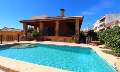 Villa - Reventa - Formentera del Segura - Formentera - Village