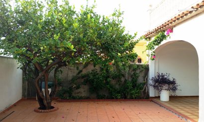 Villa - Reventa - Oliva - Oliva