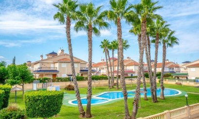 Villa - Reventa - Orihuela Costa - La Zenia