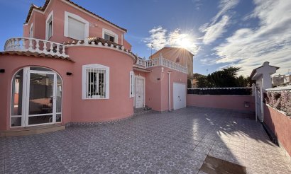 Villa - Reventa - Orihuela Costa - Playa Flamenca
