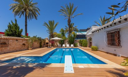 Villa - Reventa - Orihuela Costa - Punta Prima