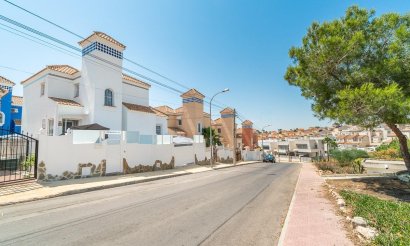 Villa - Reventa - San Miguel de Salinas - Las filipinas