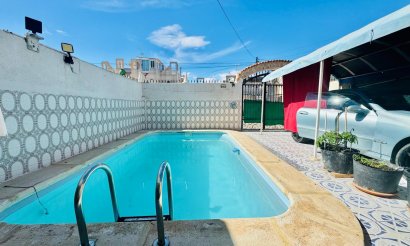 Villa - Reventa - Torrevieja - C-79789