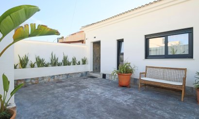 Villa - Reventa - Torrevieja - Torrevieja