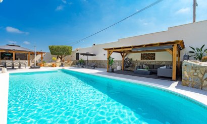 Villa - Revente - Orihuela Costa - Villamartin