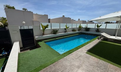 Villa - Revente - Orihuela Costa - Villamartín