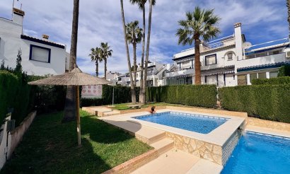 Villa - Revente - Orihuela - Villamartin