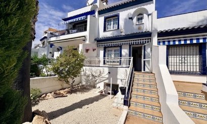 Villa - Revente - Orihuela - Villamartin