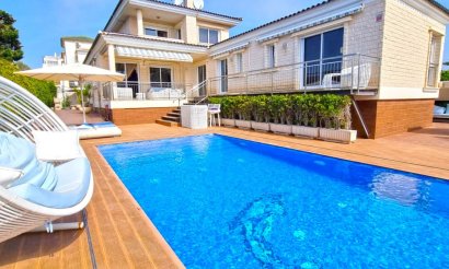 Villa - Revente - Torrevieja - C-77909