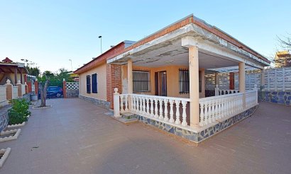 Villa - Revente - Torrevieja - Calas - norte ciudad